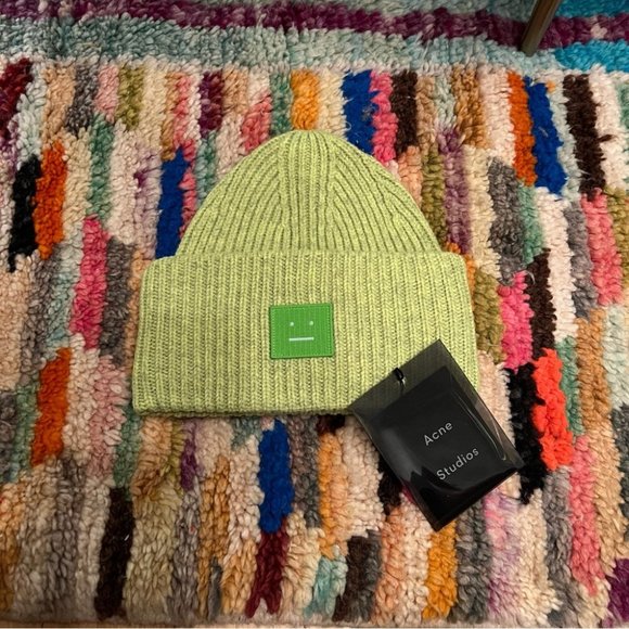 NWT Acne Studios Neon Green Beanie O/S - Picture 1 of 10